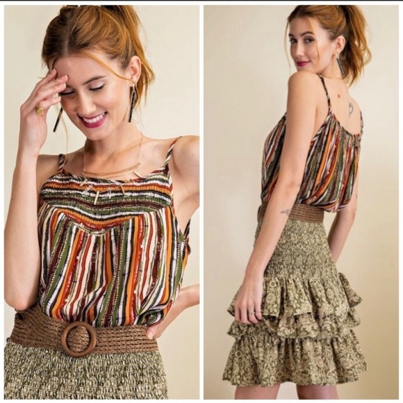 💥🔥CLEARANCE SALE🌟⚡️The SERAFINA Striped Smocked Top-LAST ONE ☝️ - Picture 2 of 4